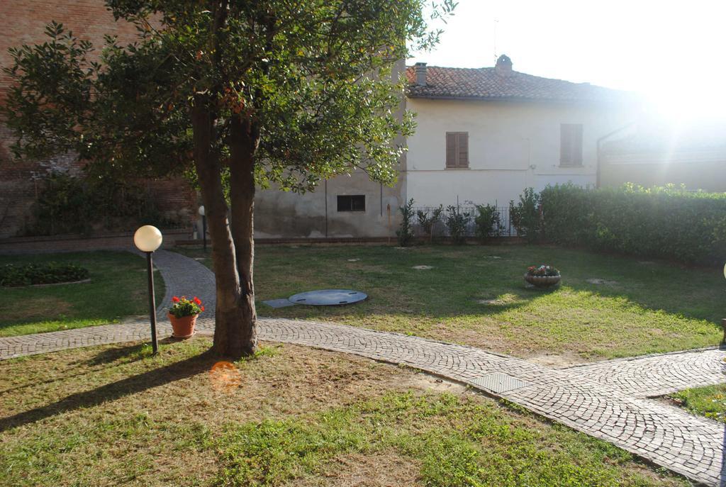 Hotel Locanda San Giacomo Agliano Terme Exterior photo